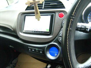 2013 Honda Fit Shuttle I Рестайлинг, белый, 1100000 рублей, вид 3
