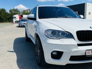 2010 BMW X5 40d II (E70) Рестайлинг, белый, 2500000 рублей, вид 5