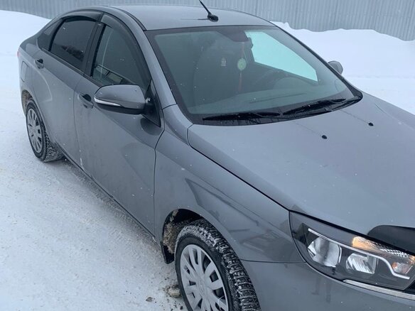 2019 Lada (ВАЗ) Vesta I, серебристый, 850000 рублей
