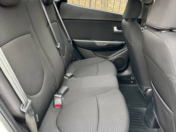 2012 Kia Rio 4-speed III, белый - вид 21