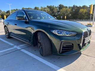 2021 BMW 4 серии Gran Coupe 420d xDrive G22, G23, G26, зелёный, 7000000 рублей, вид 3