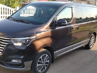 2019 Hyundai Grand Starex I Рестайлинг 2, коричневый, 4500000 рублей, вид 1