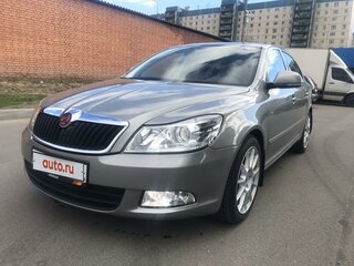 2010 Skoda Octavia Czech market II (A5) Рестайлинг, серый, 1100000 рублей, вид 1