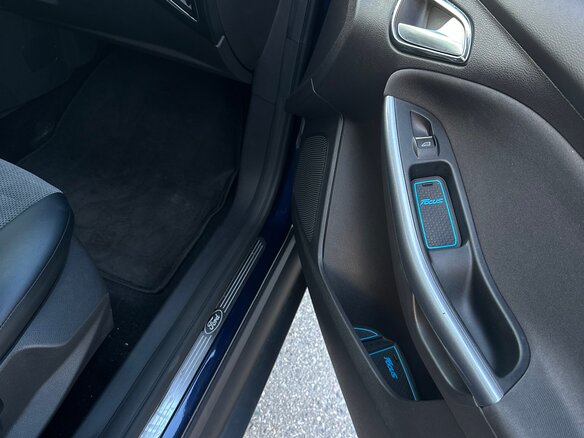 2013 Ford Focus III, синий, 1100000 рублей - вид 14