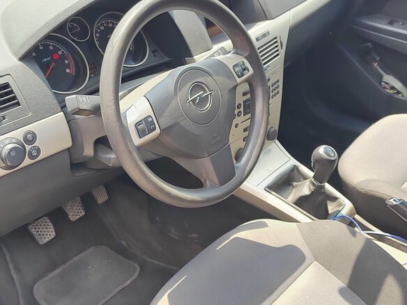 2008 Opel Astra H Рестайлинг, синий, 700000 рублей - вид 4