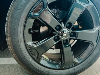 2018 Audi Q2 I, синий, 2499000 рублей, вид 5