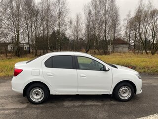 2017 Renault Logan II, белый, 1000000 рублей, вид 3