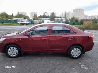 2021 Chevrolet Cobalt II Рестайлинг, красный, 1250000 рублей, вид 4
