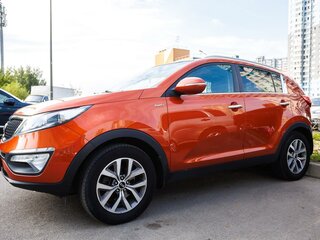 2014 Kia Sportage III Рестайлинг, оранжевый, 1100000 рублей, вид 3
