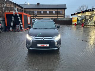 2016 Mitsubishi Outlander III Рестайлинг 2, чёрный, 2100000 рублей, вид 2