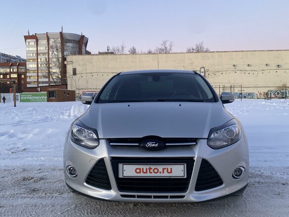 2011 Ford Focus III, серебристый, 1200000 рублей - вид 2