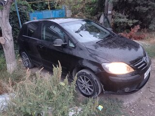 2007 Volkswagen Golf Plus I, чёрный, 460000 рублей, вид 3