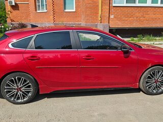 2020 Kia K3 II, красный, 2400000 рублей, вид 2
