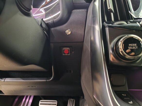 2022 Lexus LX 600 IV, чёрный - вид 31