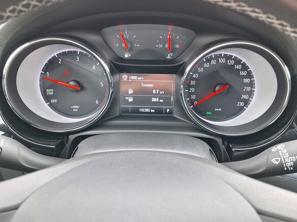 2019 Opel Astra K, серебристый, 1700000 рублей - вид 9