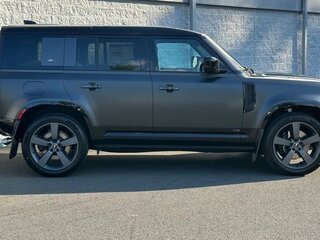 2025 Land Rover Defender 110 II, серый, 24232052 рублей, вид 3