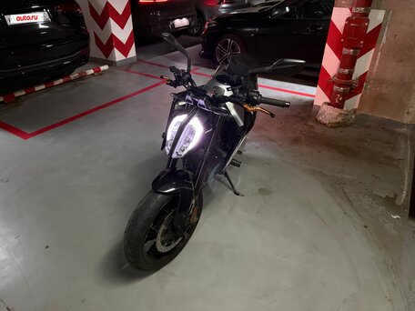 2018 KTM 790 Duke, оранжевый, 690000 рублей, вид 2