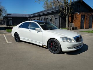 2007 Mercedes-Benz S-Класс 500 V (W221), белый, 999000 рублей, вид 3