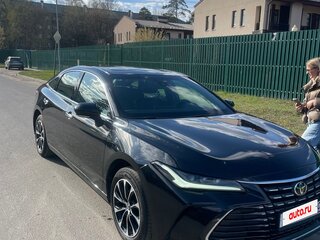 2023 Toyota Avalon V Рестайлинг, чёрный, 3250000 рублей, вид 4