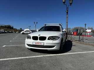 2008 BMW 1 серии 118i I (E81/E82/E87/E88) Рестайлинг, белый, 1020000 рублей, вид 1