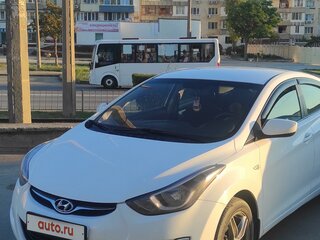 2014 Hyundai Elantra V (MD) Рестайлинг, белый, 800000 рублей, вид 1