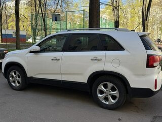 2018 Kia Sorento II Рестайлинг, белый, 1900000 рублей, вид 1