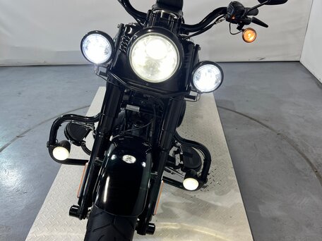2017 Harley-Davidson Fat Boy, чёрный, 960000 рублей, вид 3