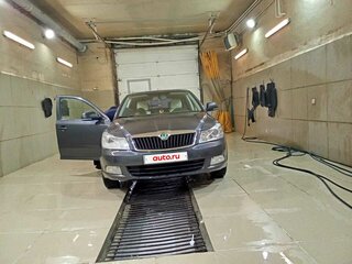 2011 Skoda Octavia II (A5) Рестайлинг, серый, 450000 рублей, вид 4