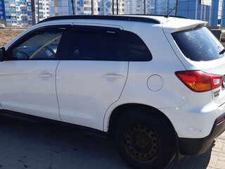 2011 Mitsubishi ASX I, белый, 800000 рублей, вид 4