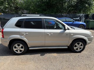 2007 Hyundai Tucson I, серебристый, 880000 рублей, вид 4