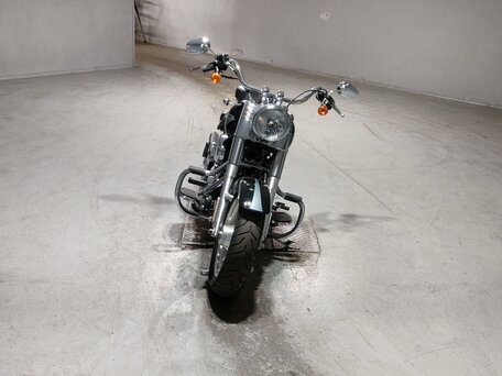 2011 Harley-Davidson Fat Boy, чёрный, 821000 рублей, вид 4