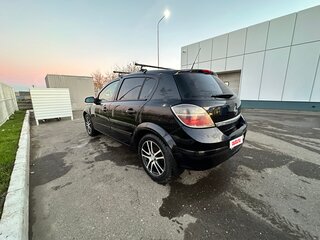 2008 Opel Astra H Рестайлинг, чёрный, 205555 рублей, вид 4
