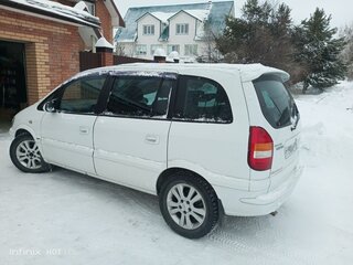 2001 Subaru Traviq, белый, 299000 рублей, вид 4