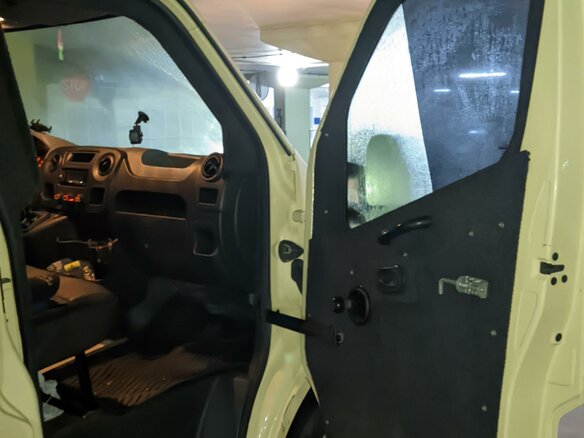 2014 Renault Master, бежевый, 1300000 рублей - вид 10