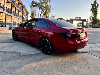 2010 Mercedes-Benz E-Класс 250 5G-Tronic IV (W212, S212, C207), красный, 1450000 рублей, вид 5