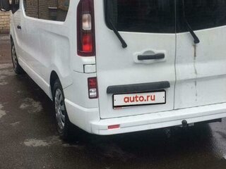 2016 Renault Trafic III, белый, 2000000 рублей, вид 4