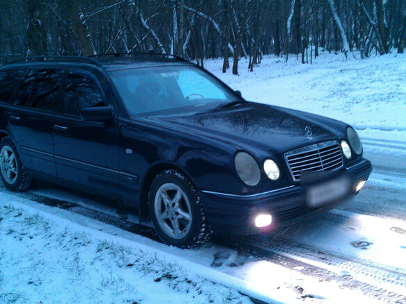 1997 Mercedes-Benz E-Класс 230 II (W210, S210), синий - вид 4