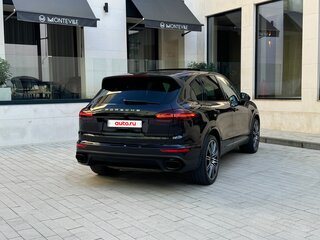 2015 Porsche Cayenne Diesel II Рестайлинг (958), чёрный, 4800000 рублей, вид 4