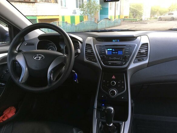 2014 Hyundai Elantra V (MD) Рестайлинг, серебристый - вид 5