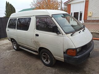 1992 Toyota Town Ace II Рестайлинг 2, белый, 180000 рублей, вид 3