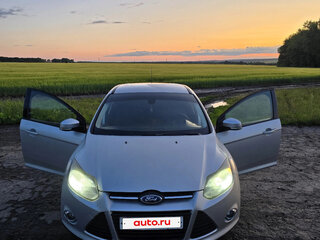 2011 Ford Focus III, серебристый, 620000 рублей, вид 3