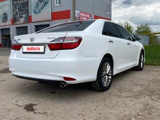 2016 Toyota Camry VII (XV50) Рестайлинг, белый, 2180000 рублей, вид 5