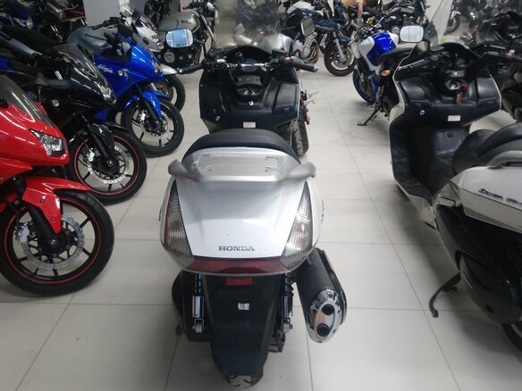 2004 Honda Silver Wing 600, белый - вид 4