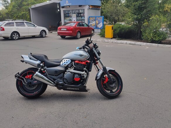 1999 Honda X4, серебристый, 450000 рублей - вид 9