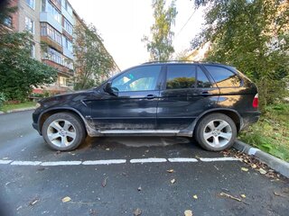 2004 BMW X5 4.4i I (E53) Рестайлинг, чёрный, 750000 рублей, вид 5