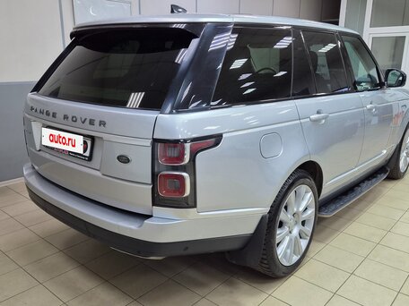 2018 Land Rover Range Rover IV Рестайлинг, серый, 5250000 рублей, вид 3