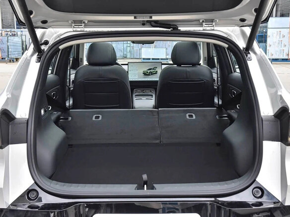 2026 Changan Qiyuan Q05 51.9 kWh II, белый, 2100000 рублей - вид 18