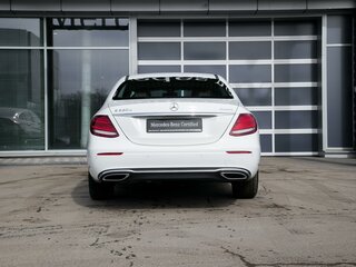 2018 Mercedes-Benz E-Класс 220 d V (W213, S213, C238), белый, 3950000 рублей, вид 5