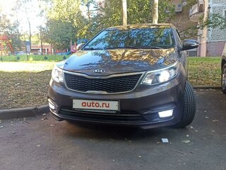2015 Kia Rio III Рестайлинг, коричневый, 1200000 рублей, вид 1