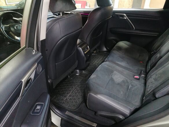 2016 Lexus RX 200t IV, серый, 4400000 рублей - вид 16